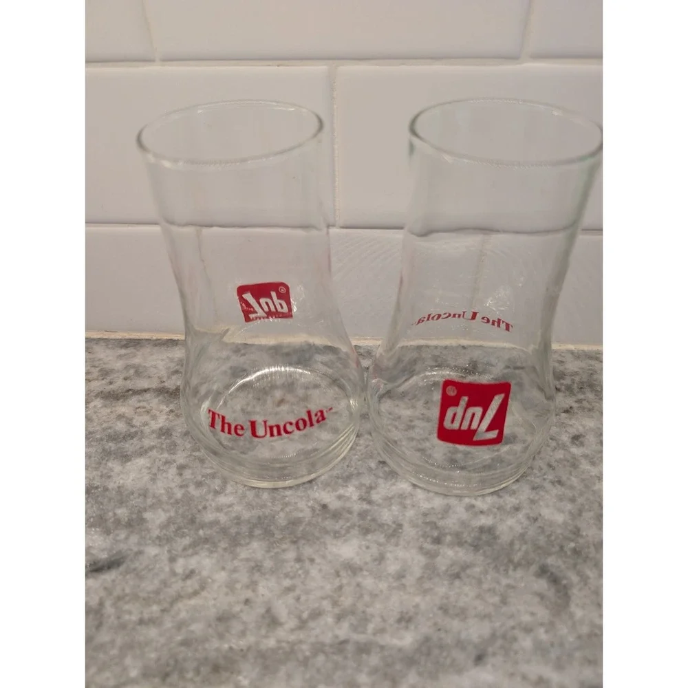 Vintage 7Up The Uncola Upside Down Glass Seven-Up Co Drinking Glasses Set Of‎ 2